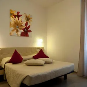 2* Gasthuis Ara Pacis