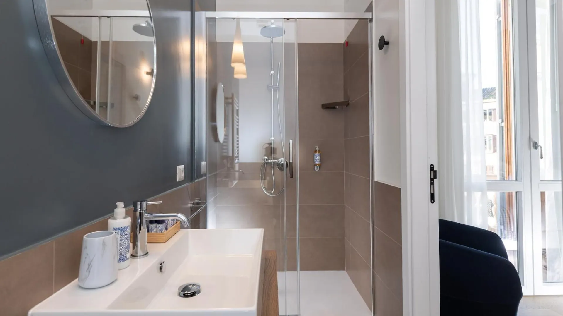 Charme 308 Hotel Rome Italy